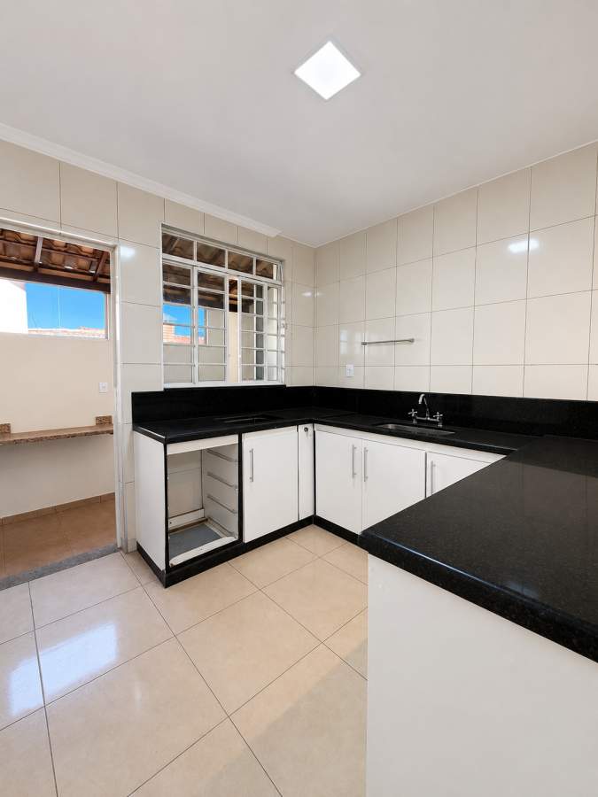 Casa, 3 quartos - Foto 2